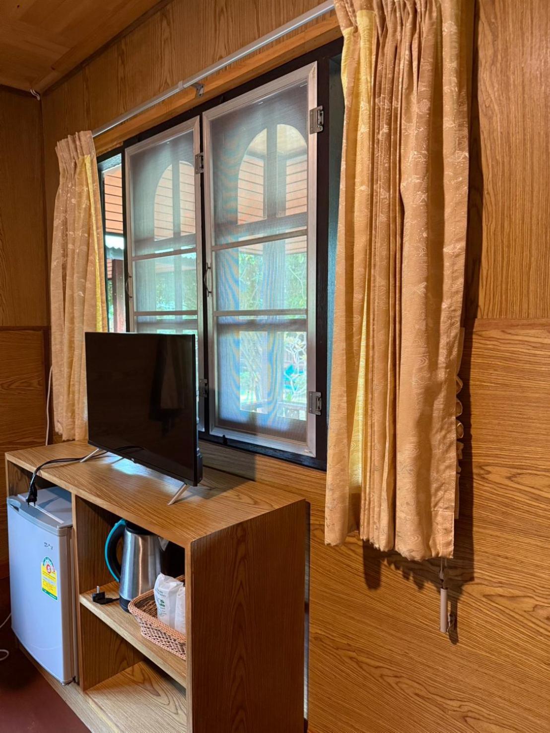 Superior Double Bungalow Air Conditioning