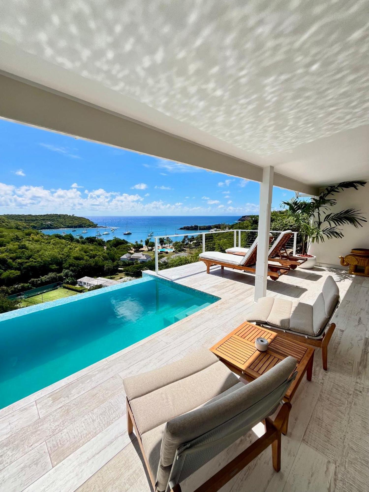 hillside Pool Suite