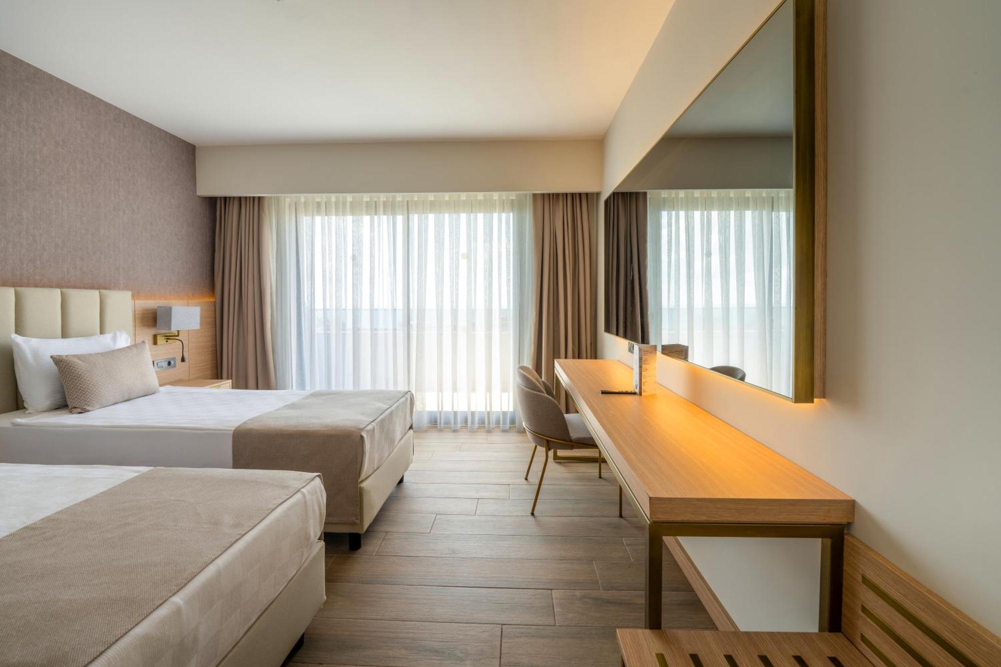 Double Room,1735368964:JPEG