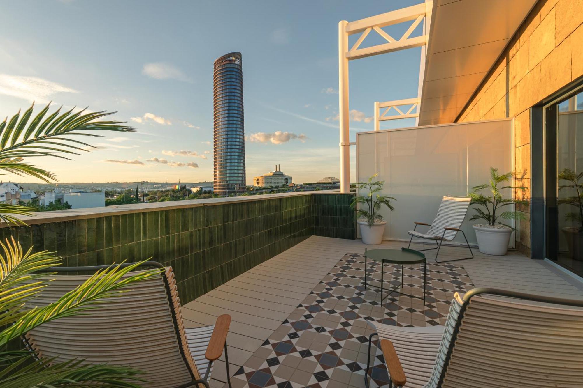 Superior Room Terrace Street View,1739363652:JPEG