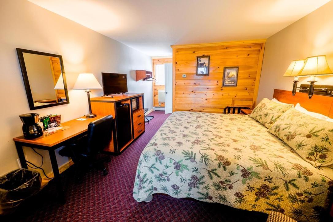King Room with Mountain View