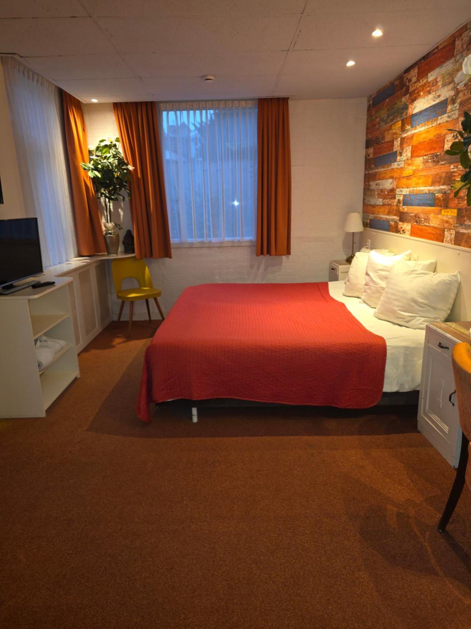 Double Room Spa Bath