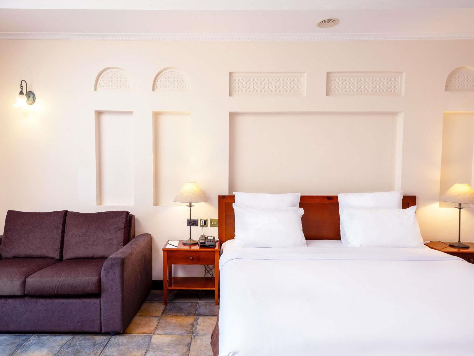 Superior Room with Balcony and Pool View