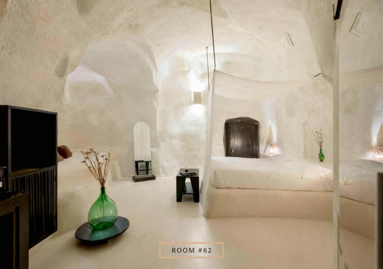 Double Room city view Cave