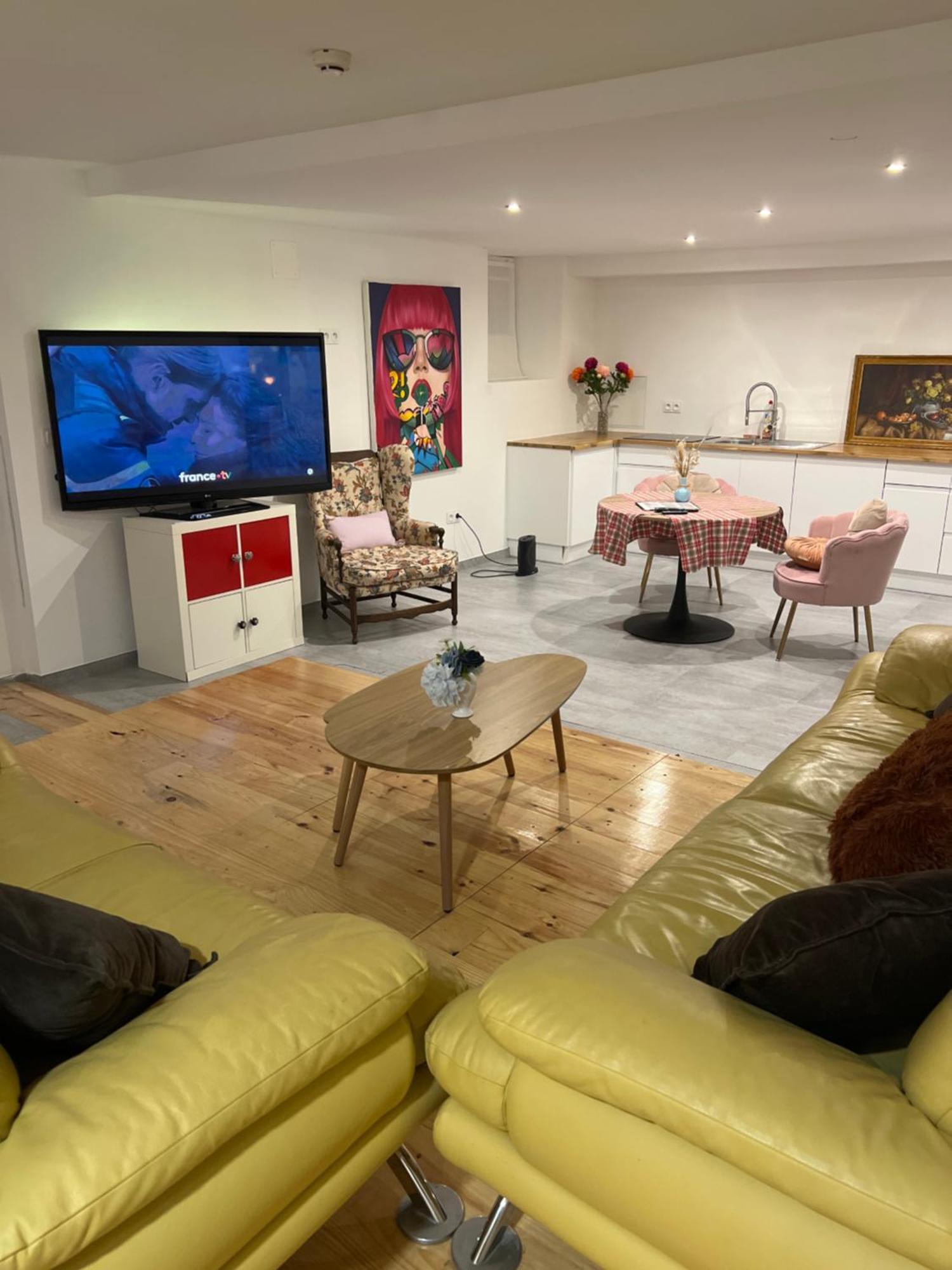 Superior Studio