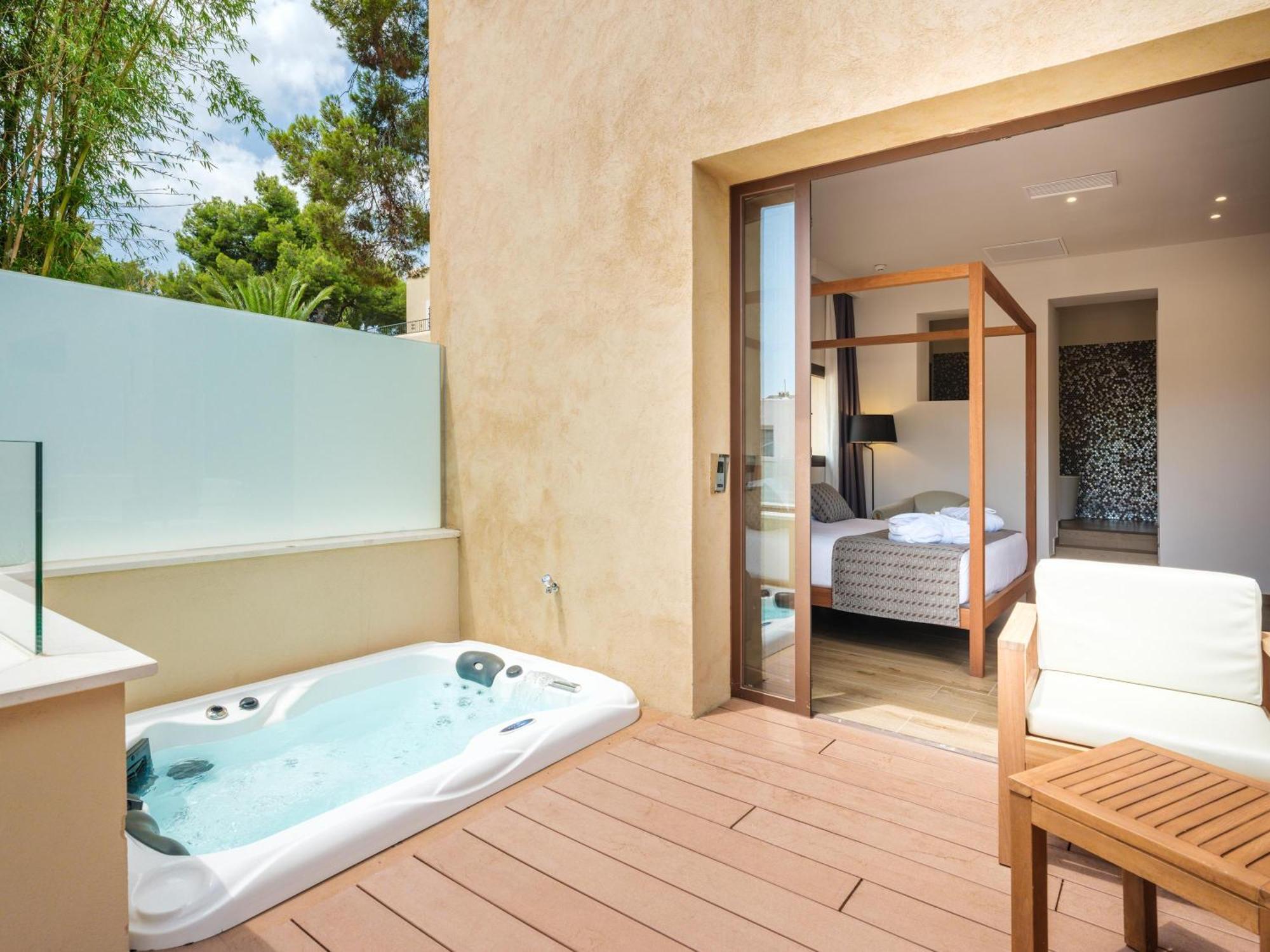 Habitación Gold Level con bañera de hidromasaje al aire libre - Solo adultos (+16)