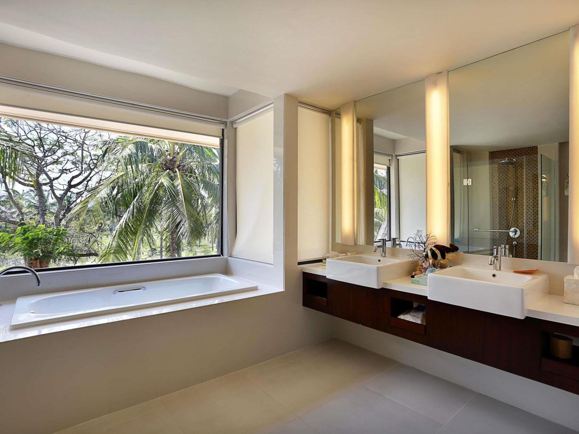 Executive King Room