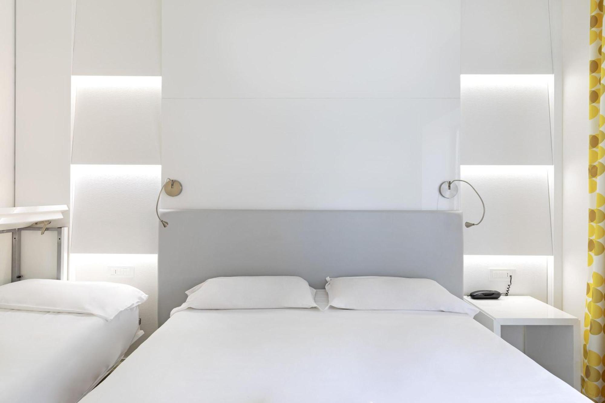 Triple Room,1742620481:JPEG