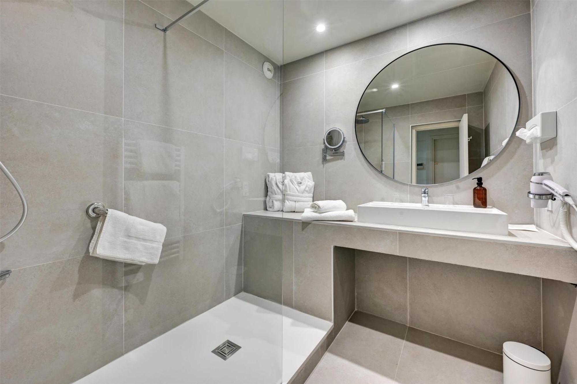 Standard Twin Room,1742633686:JPEG