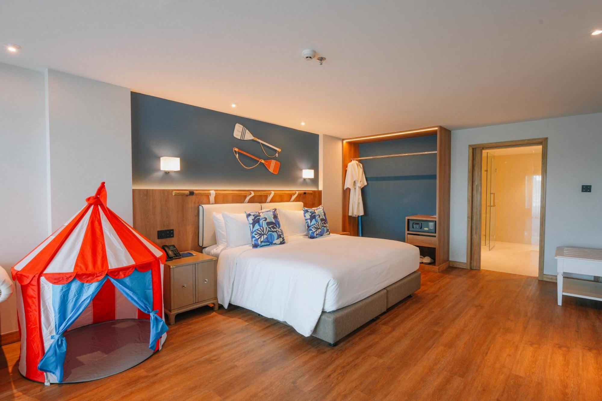 Suite Familiar con balcón