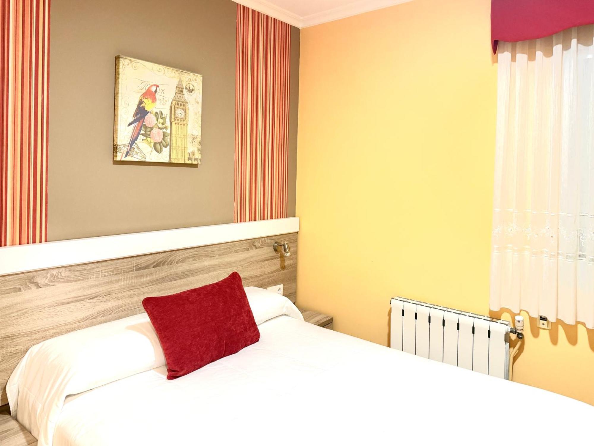 Single Room,1756518652:JPEG