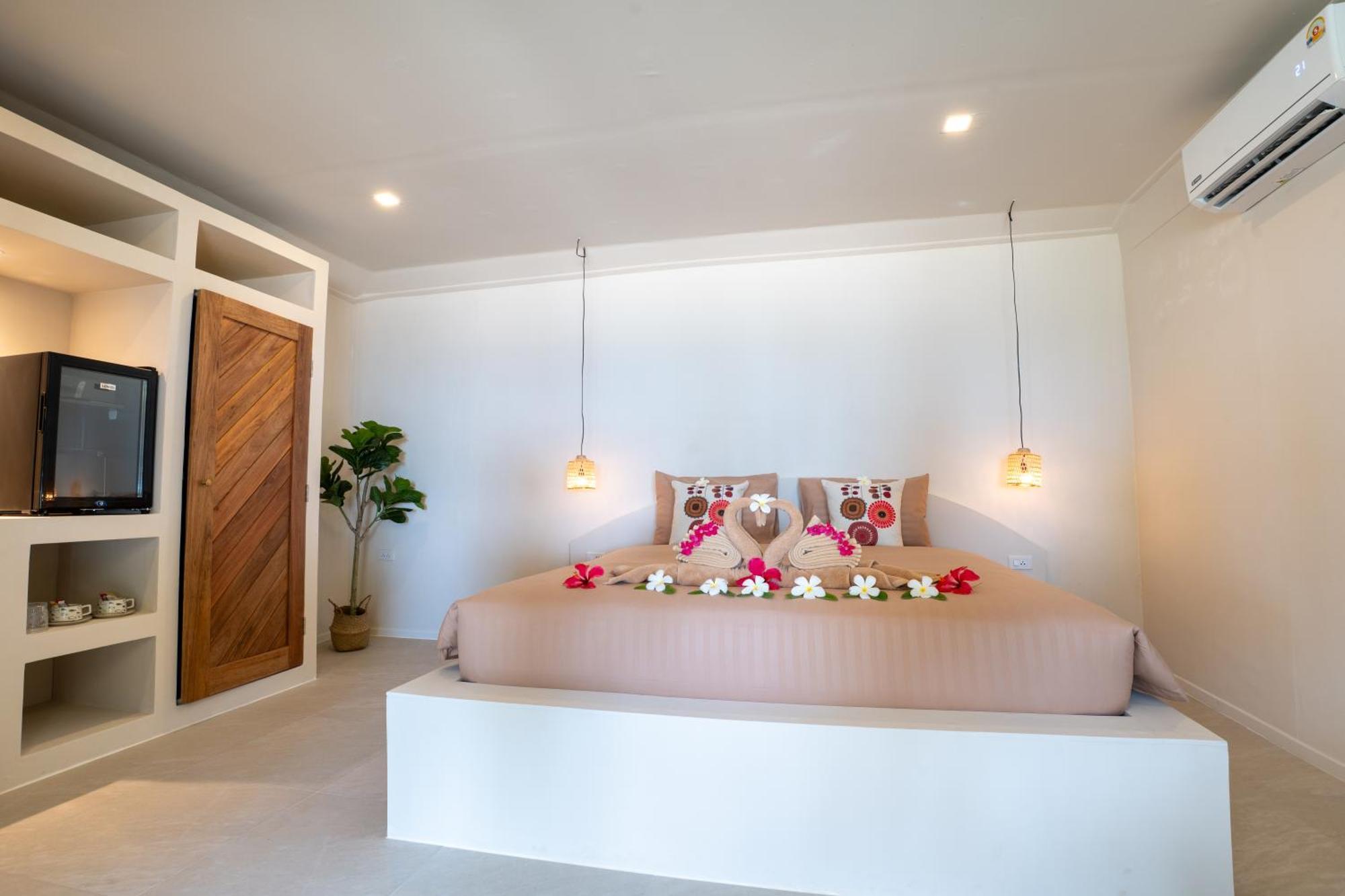 Kamer met Kingsize Bed en Uitzicht op Zee