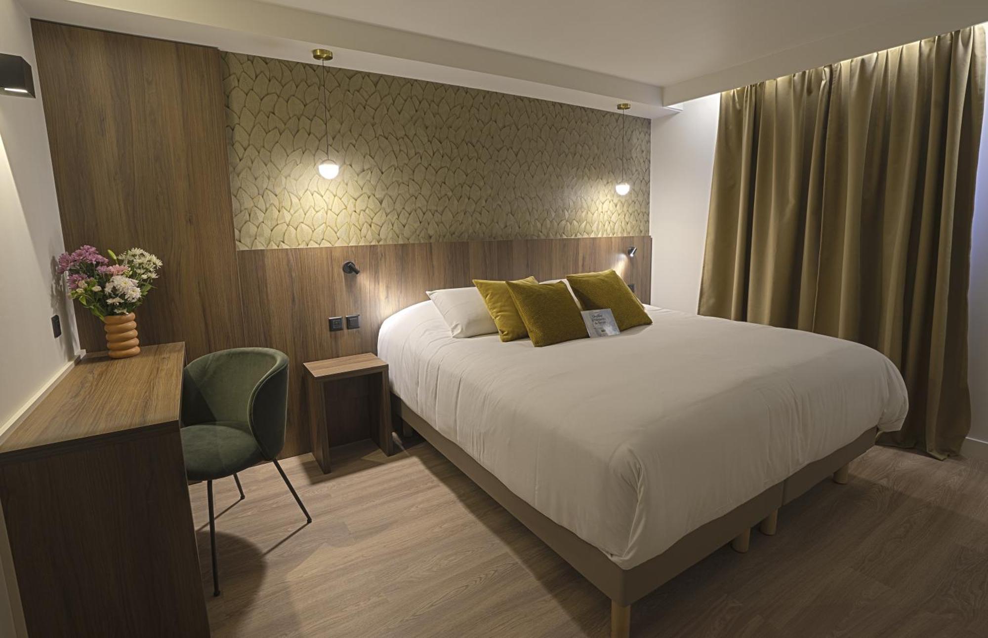 Superior Double Room,1742697174:JPEG