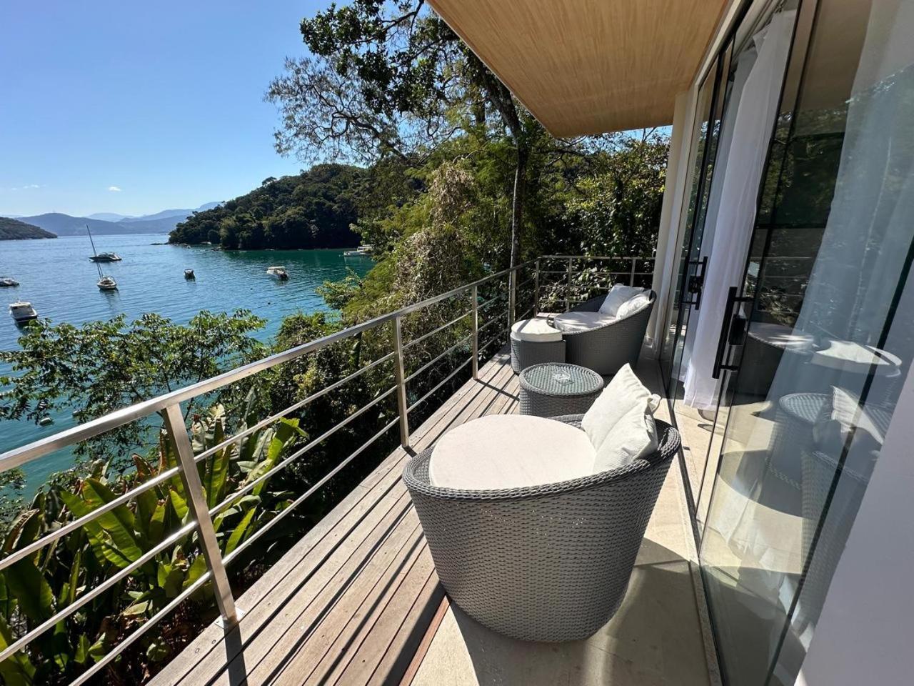 Queen Room with Sea View