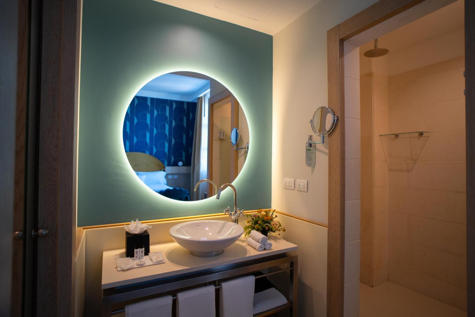 Superior Double or Twin Room Sea View