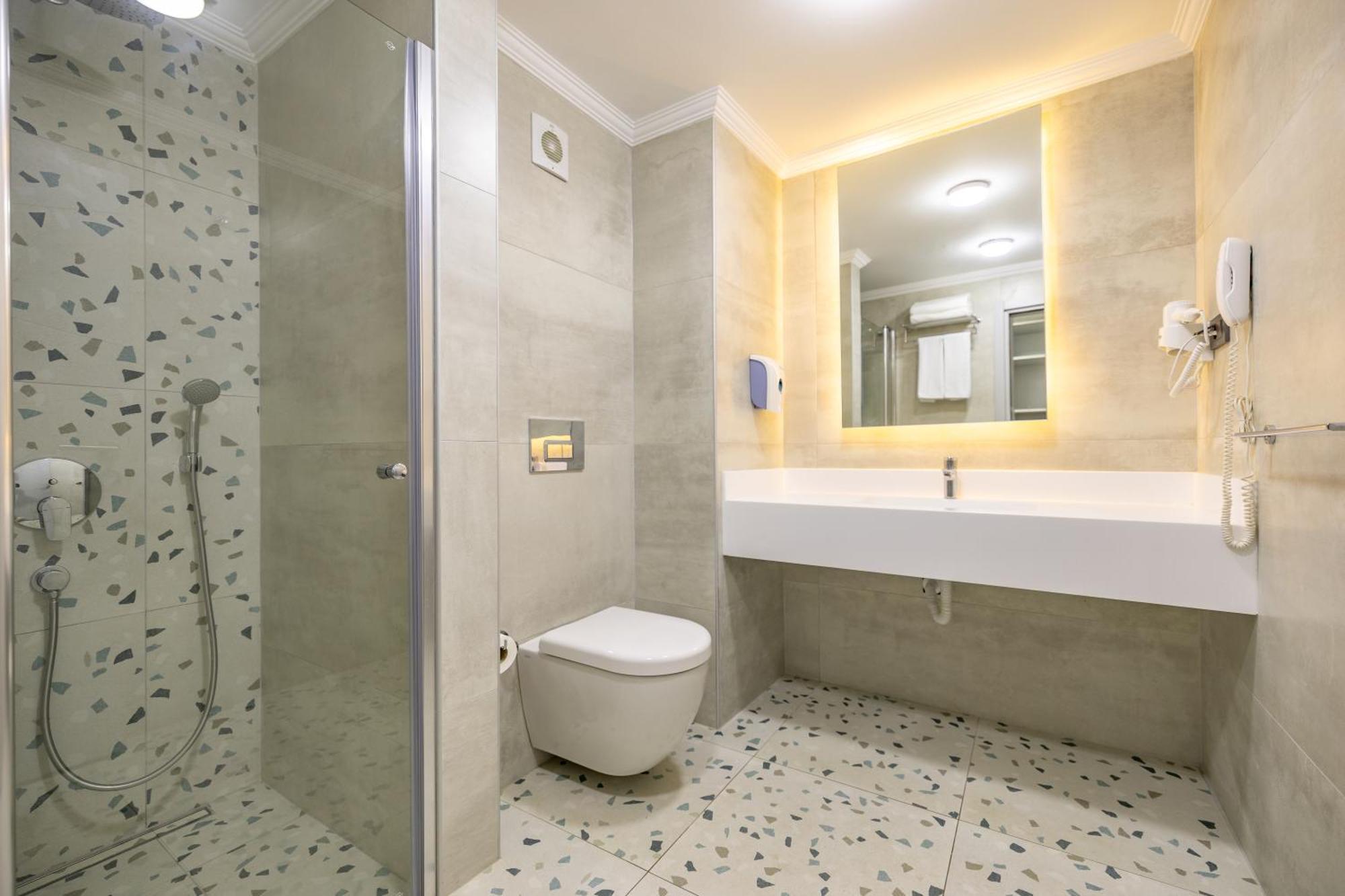Standard Double or Twin Room