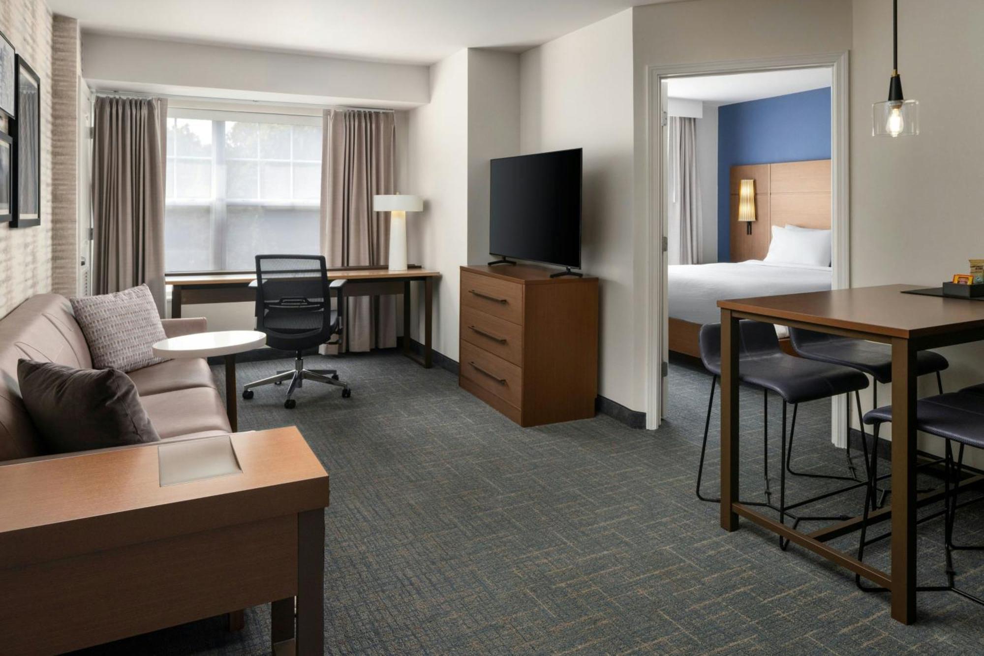 One-Bedroom Suite