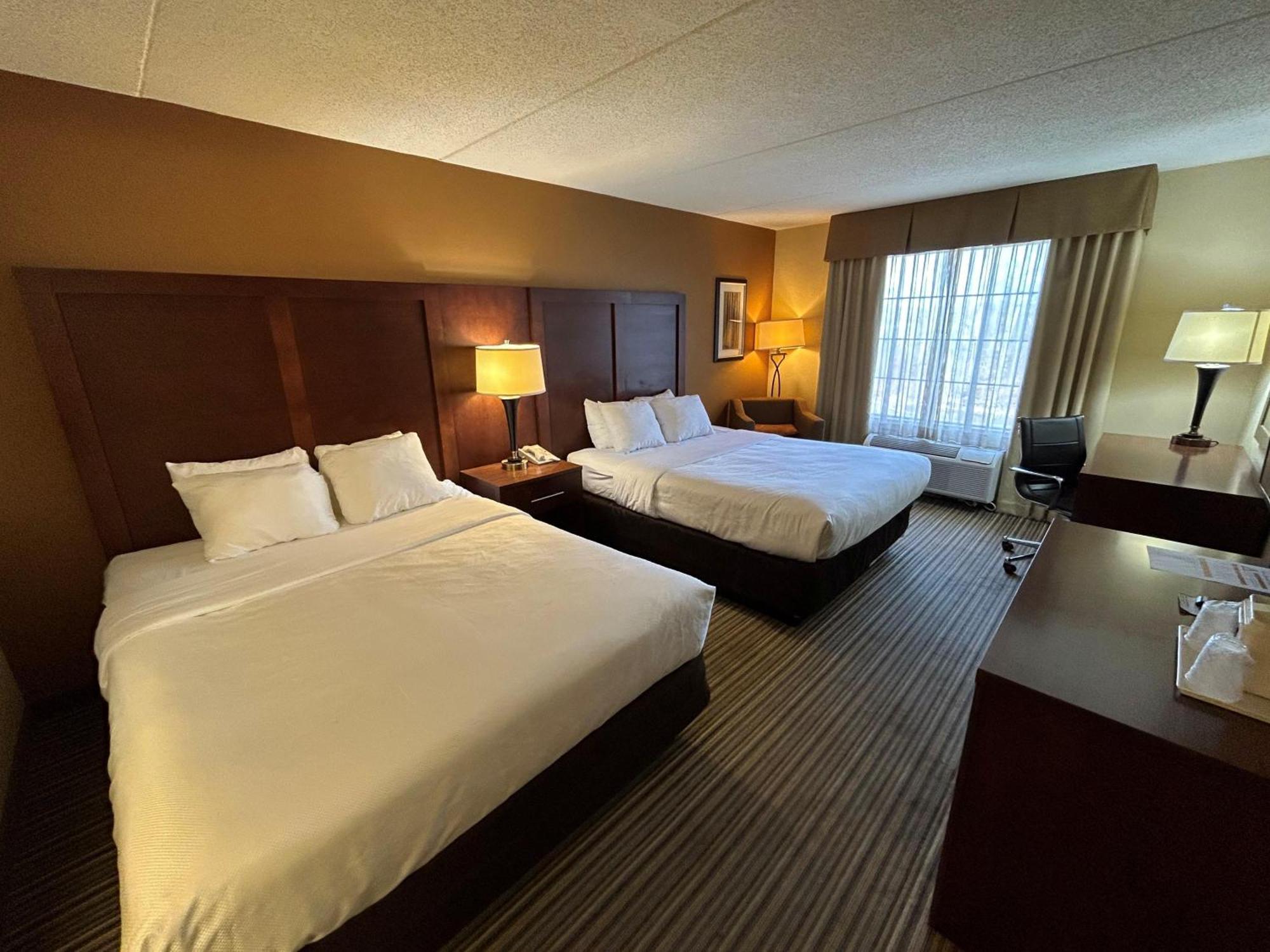 Queen Room with Two Queen Beds - Non-Smoking