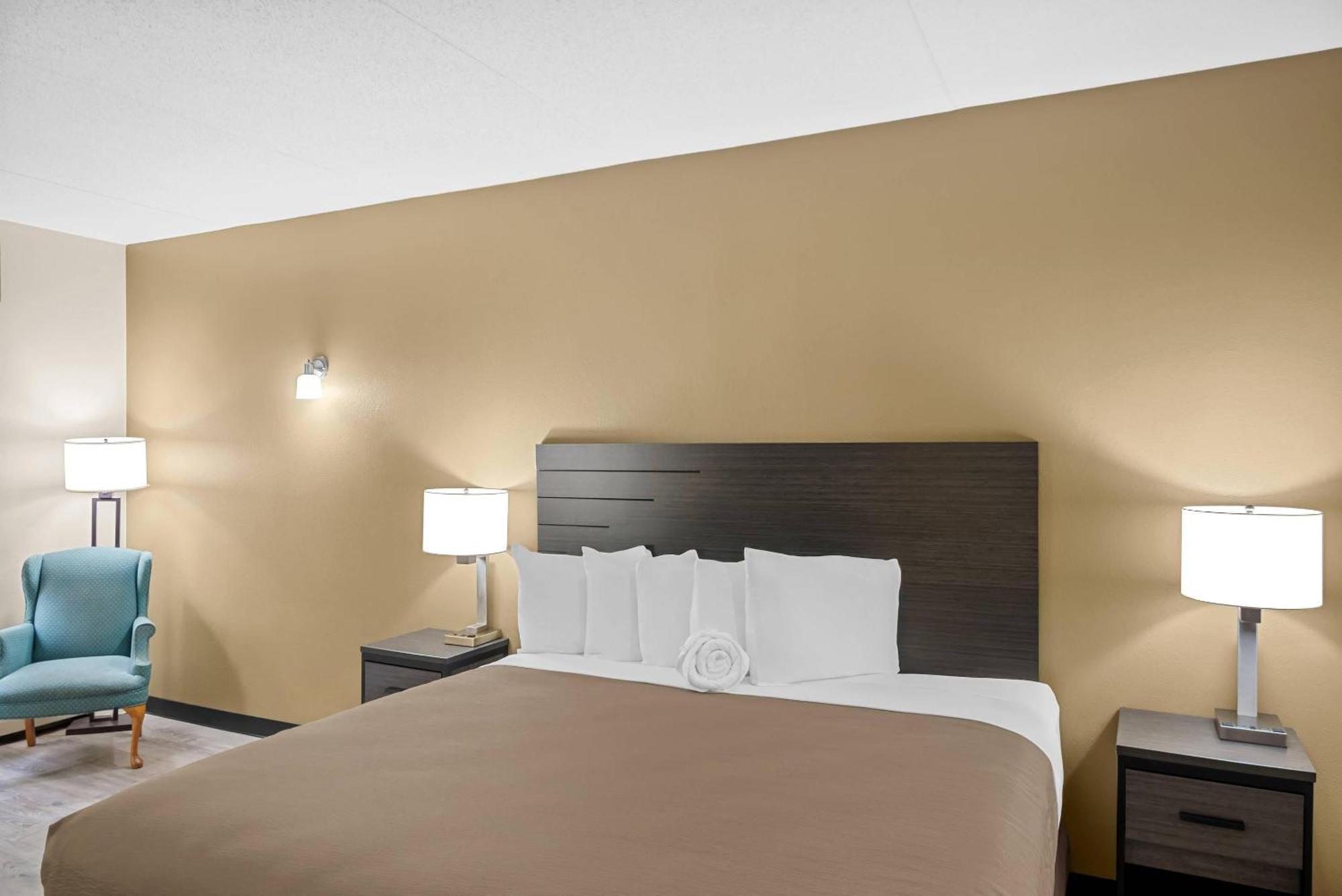 King Room - Non-Smoking