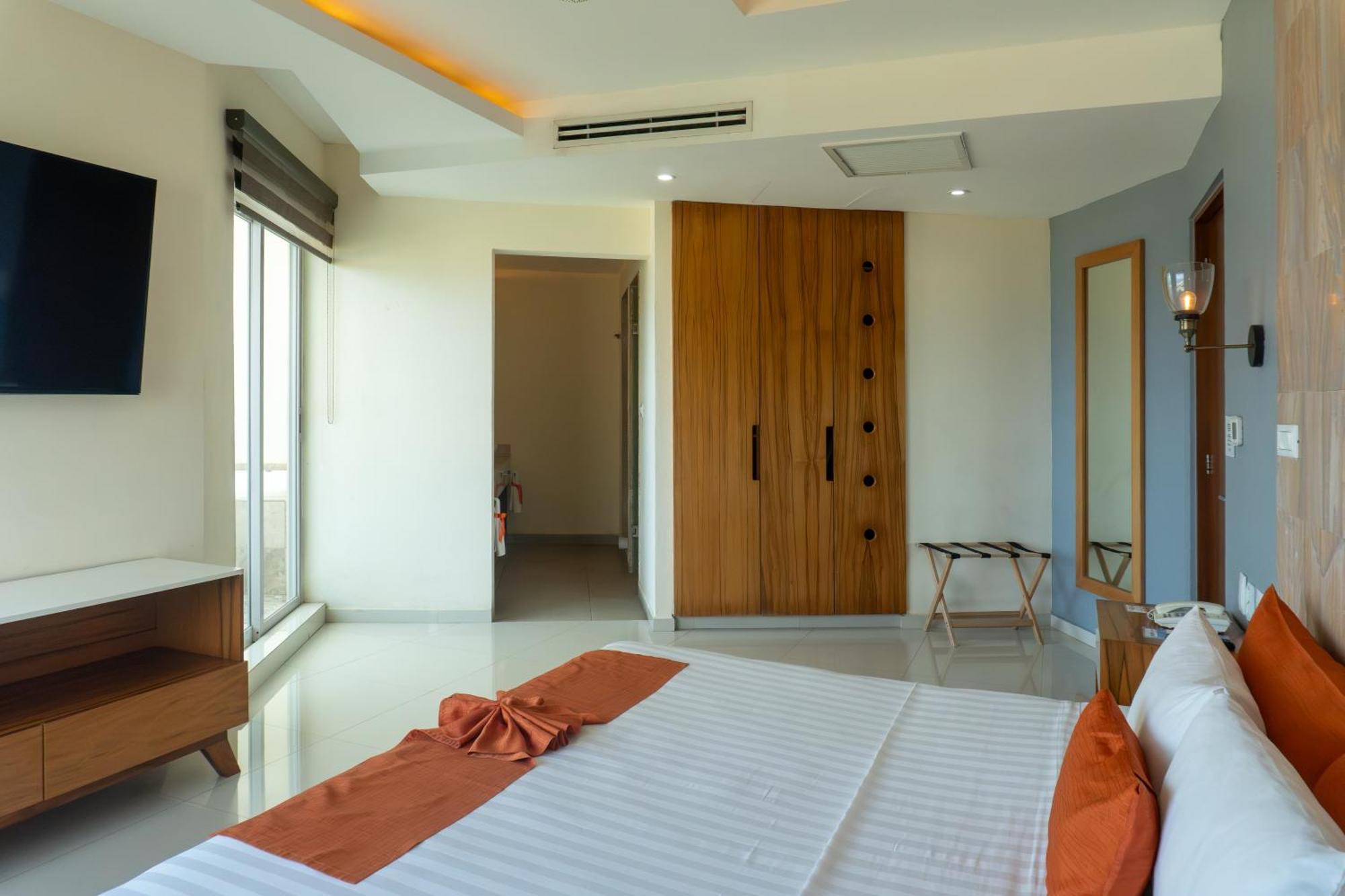 King Suite with Sea View