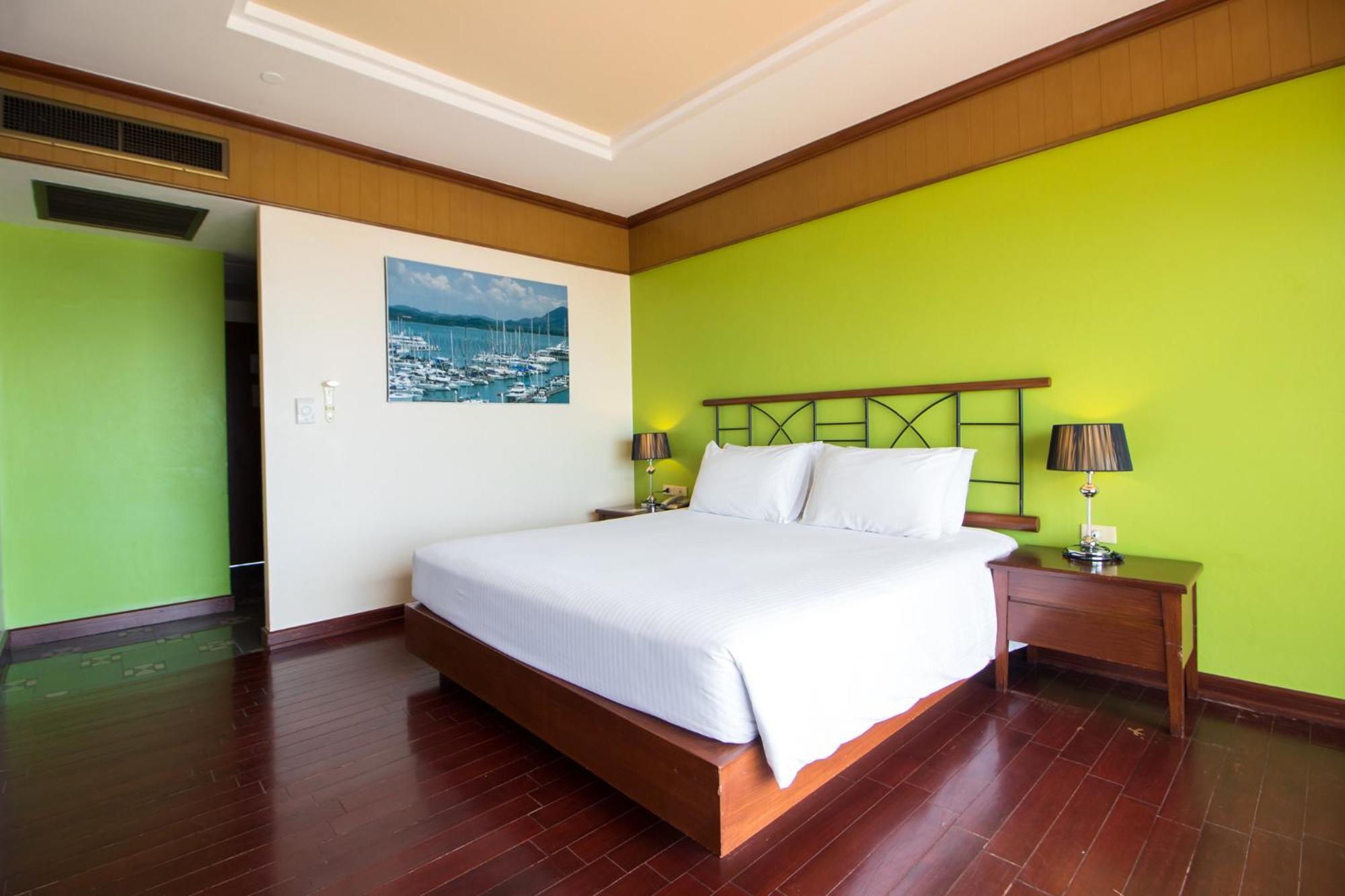 Deluxe Sea View