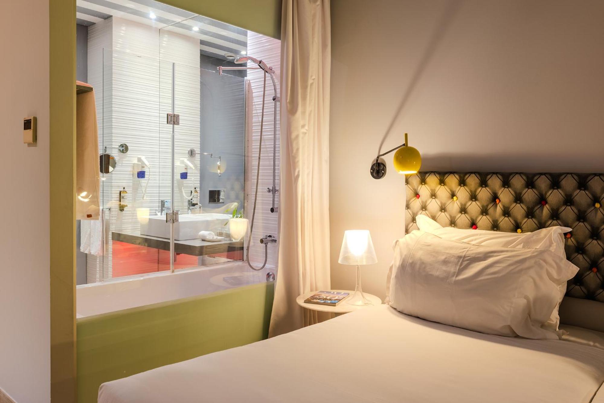 Deluxe Double or Twin Room Pool View