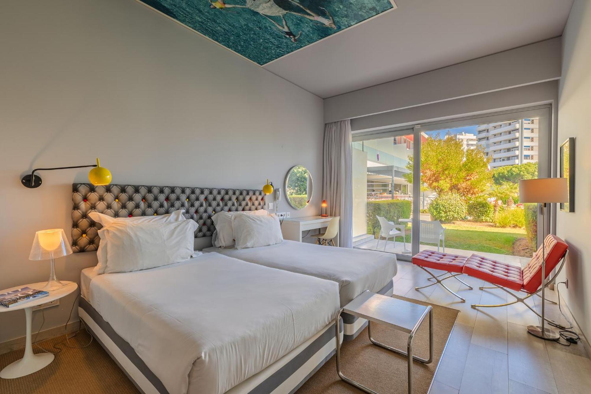 Deluxe Double or Twin Room Pool View