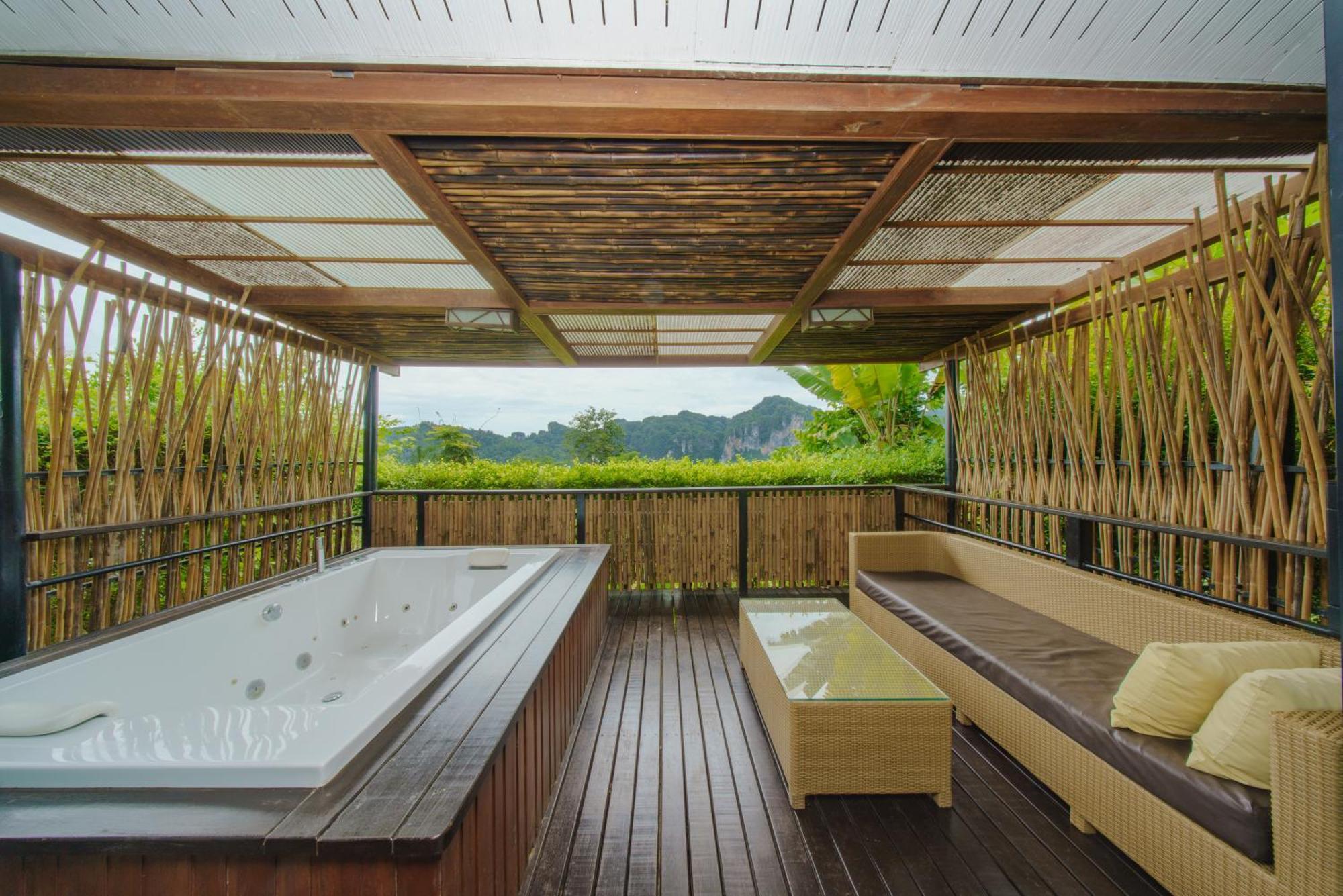 Suite con bañera de hidromasaje - Cama extragrande