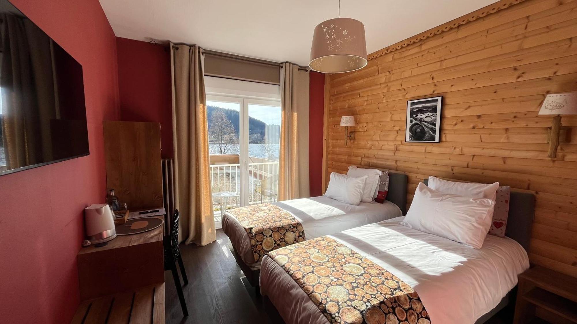 Chambre Lits Jumeaux - Vue sur Lac