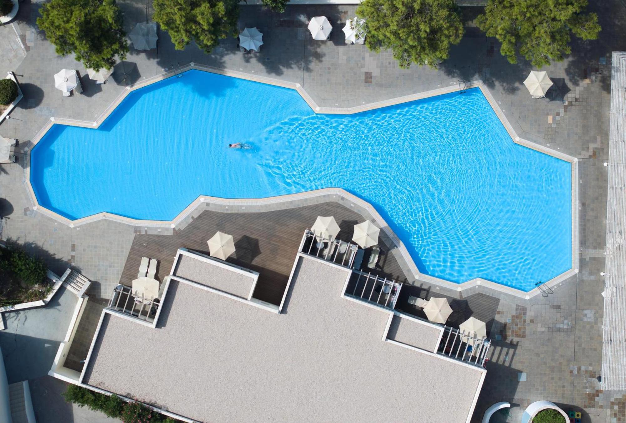 Double or Twin Room Swimming Pool Access,1744030461:JPEG