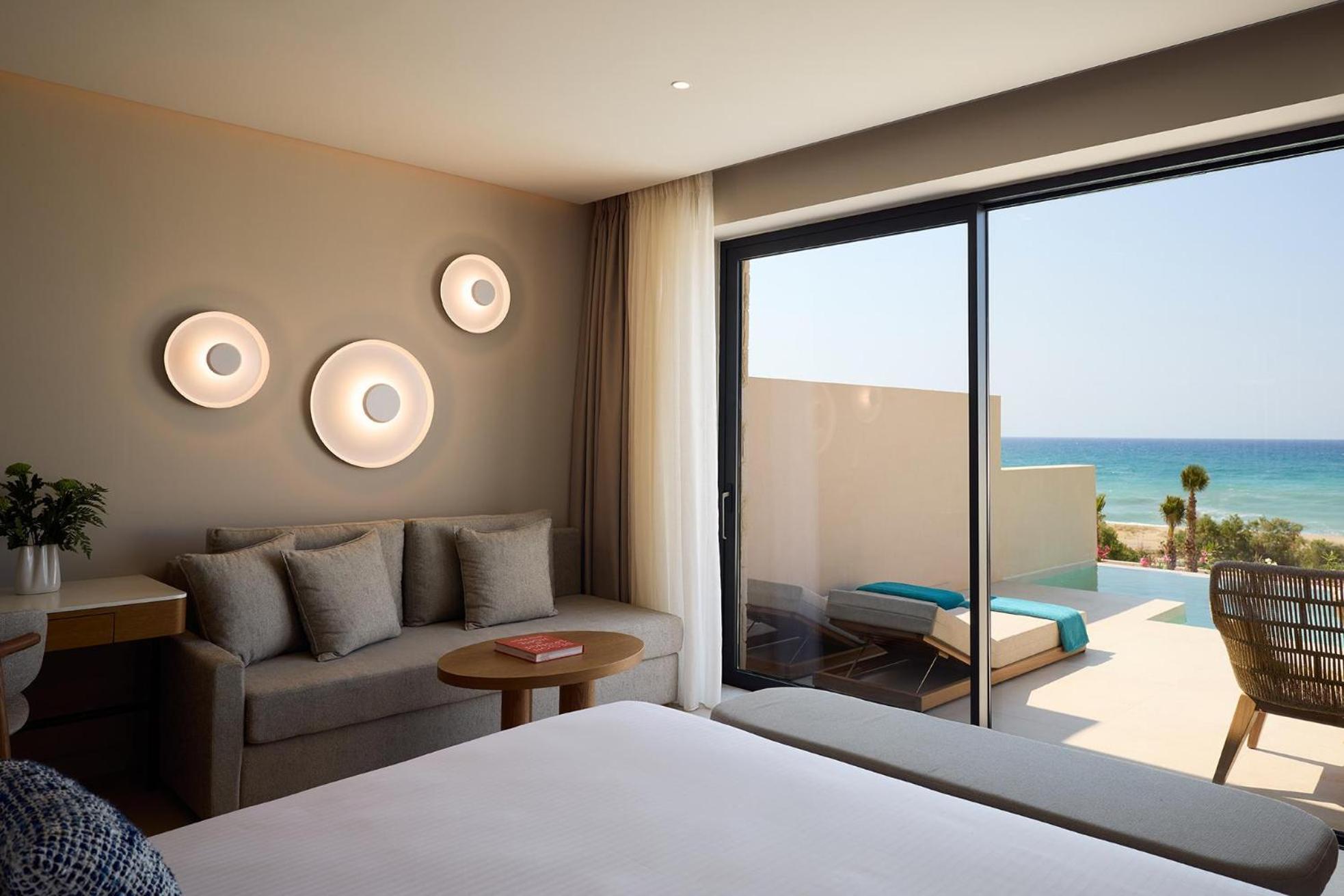 Deluxe room sea view with private pool