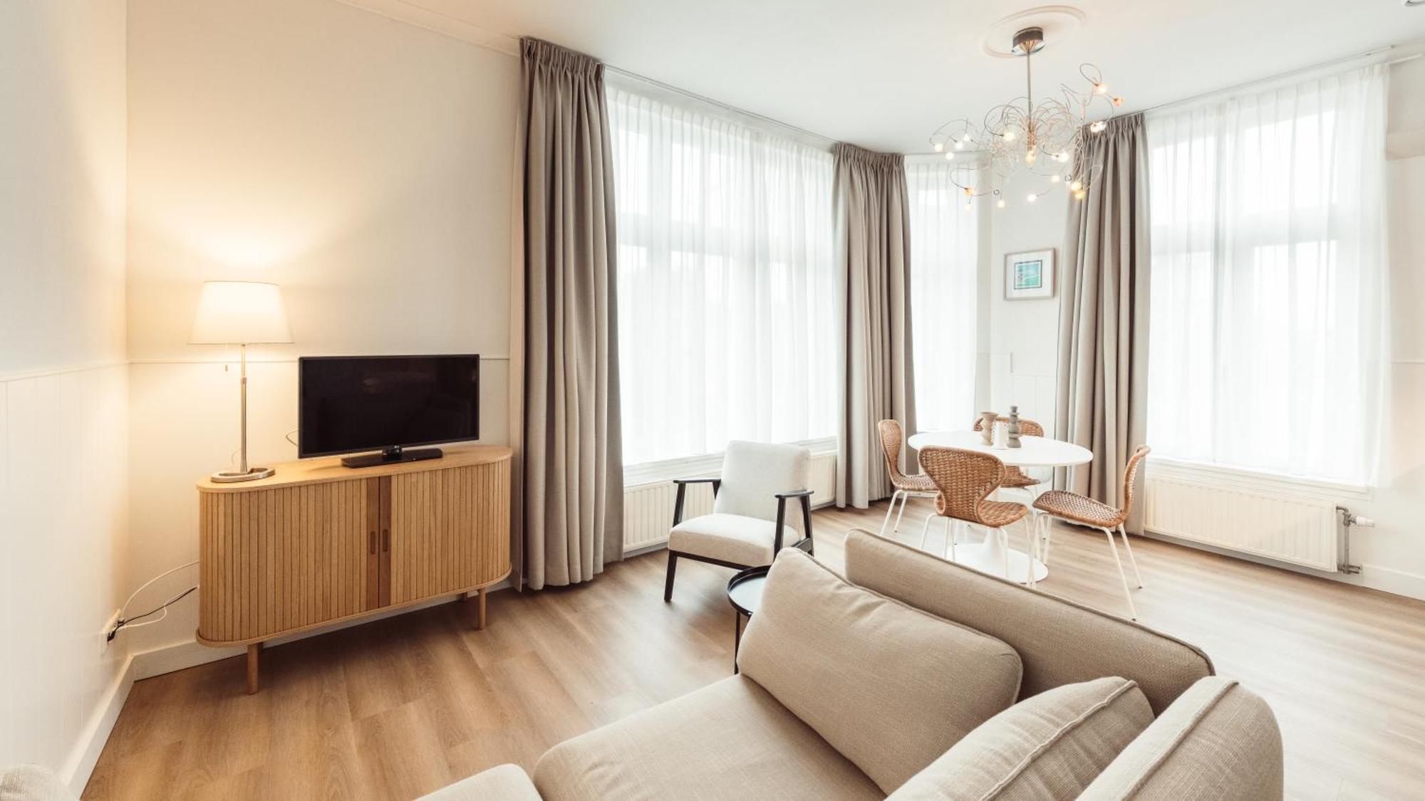 Large Double Room