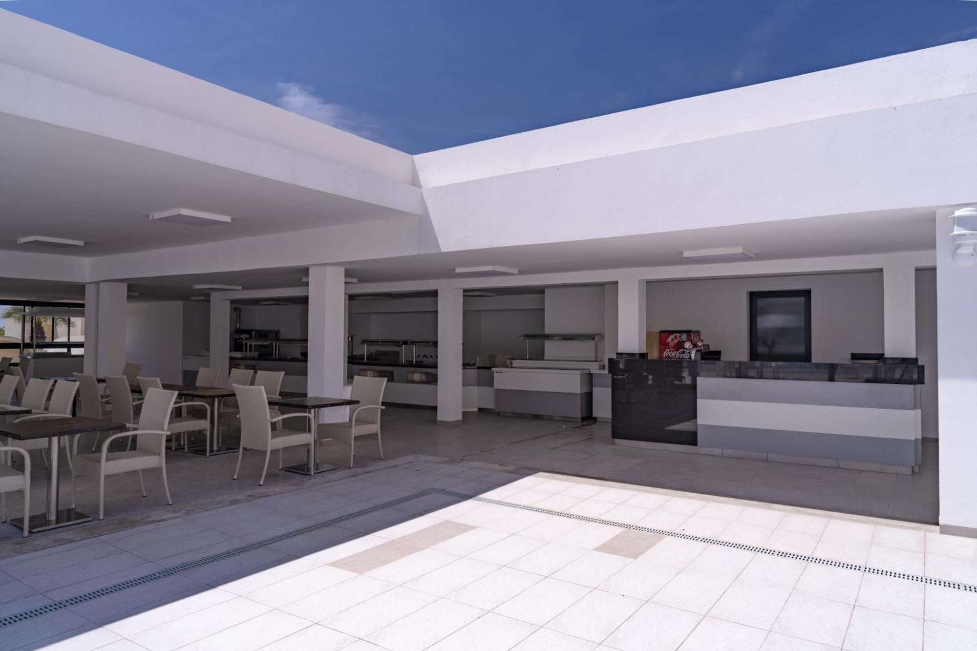 Habitación Cuádruple - vistas al jardín