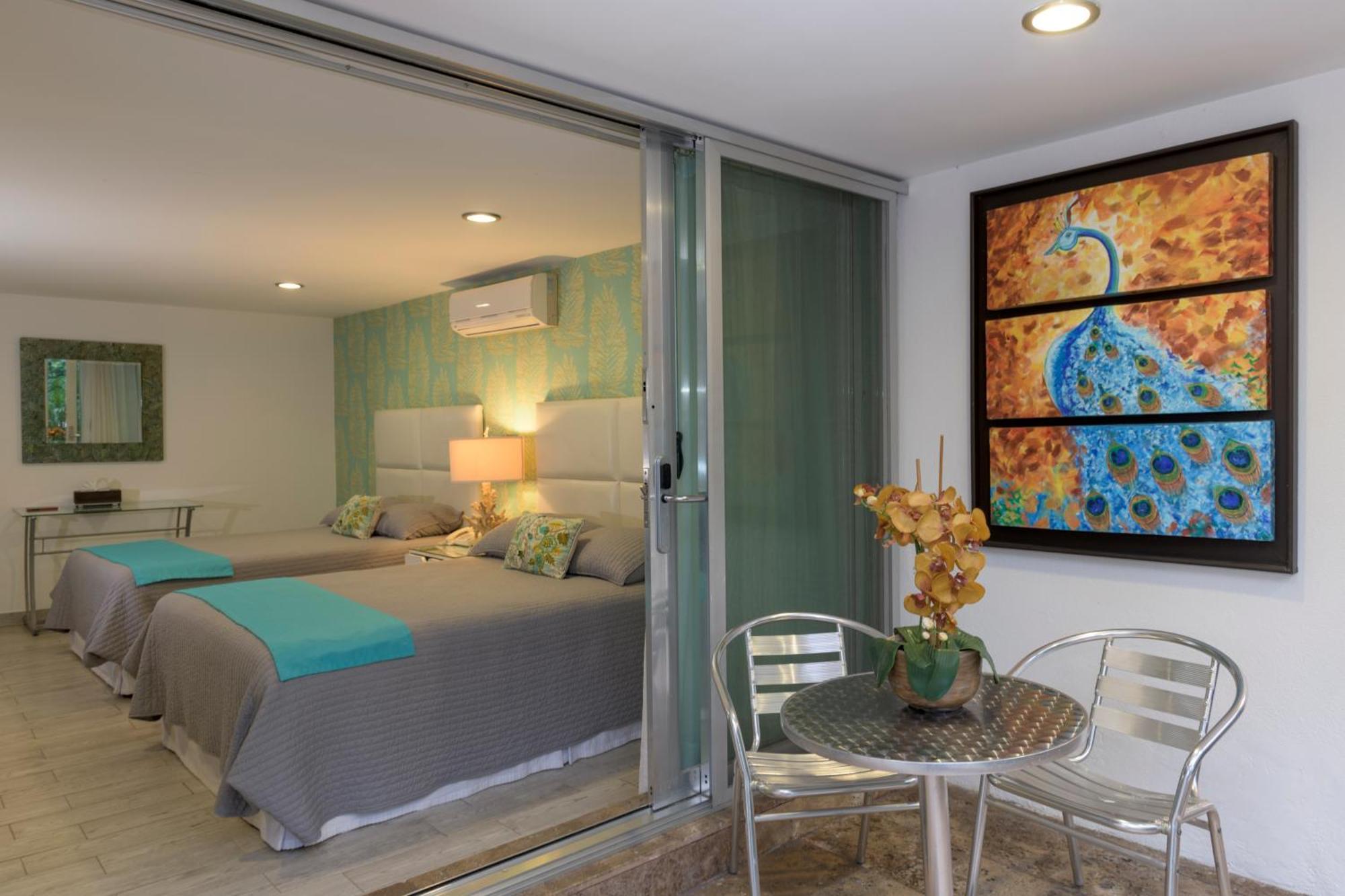 Junior Suite Pool View