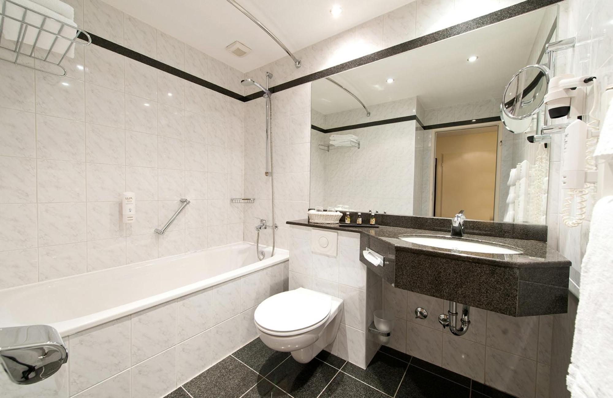 Comfort Twin Room