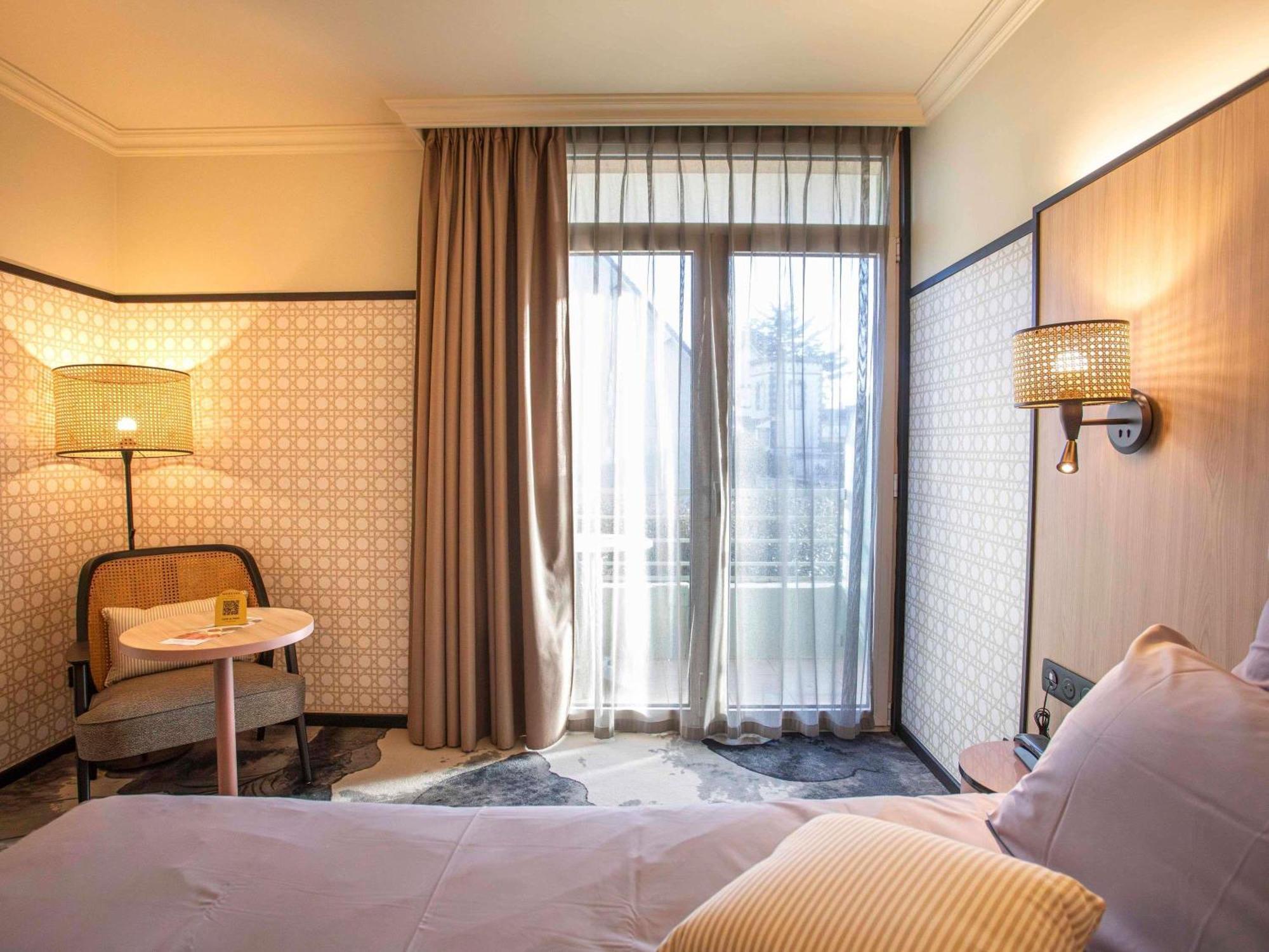 Classic Couture Room,1772877965:JPEG