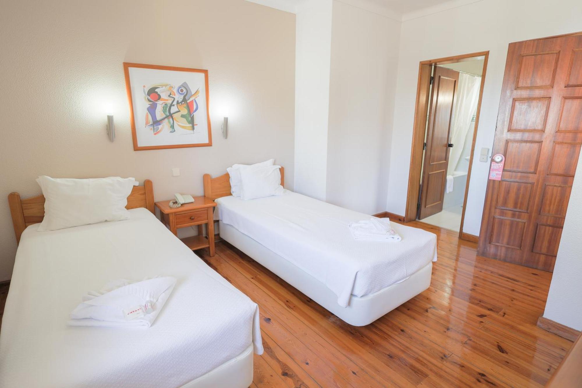 Economy Twin Room