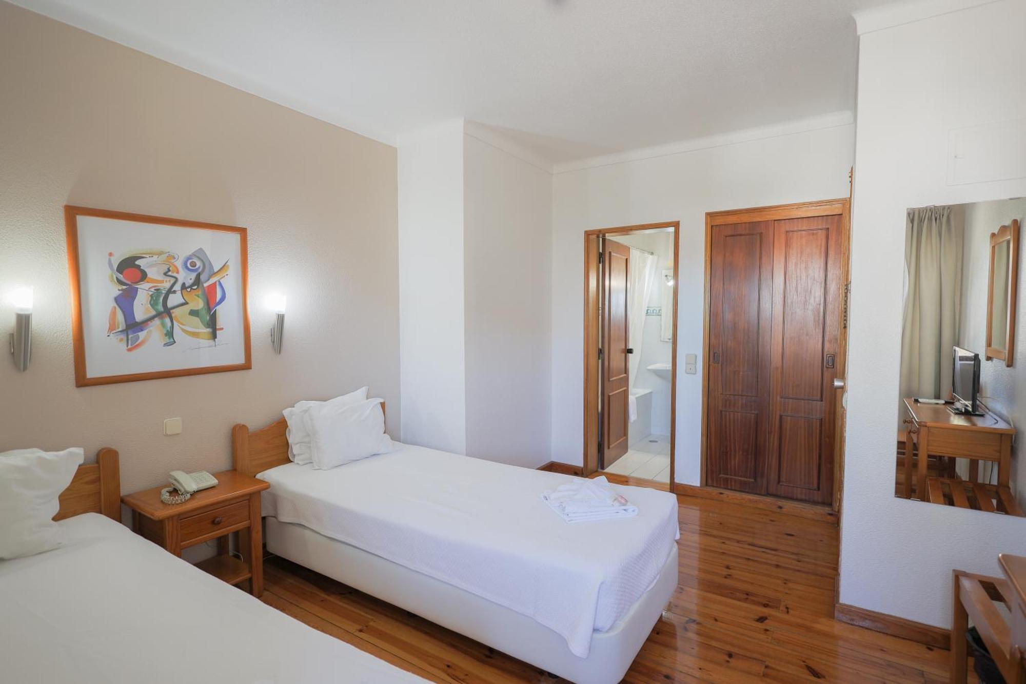 Economy Twin Room
