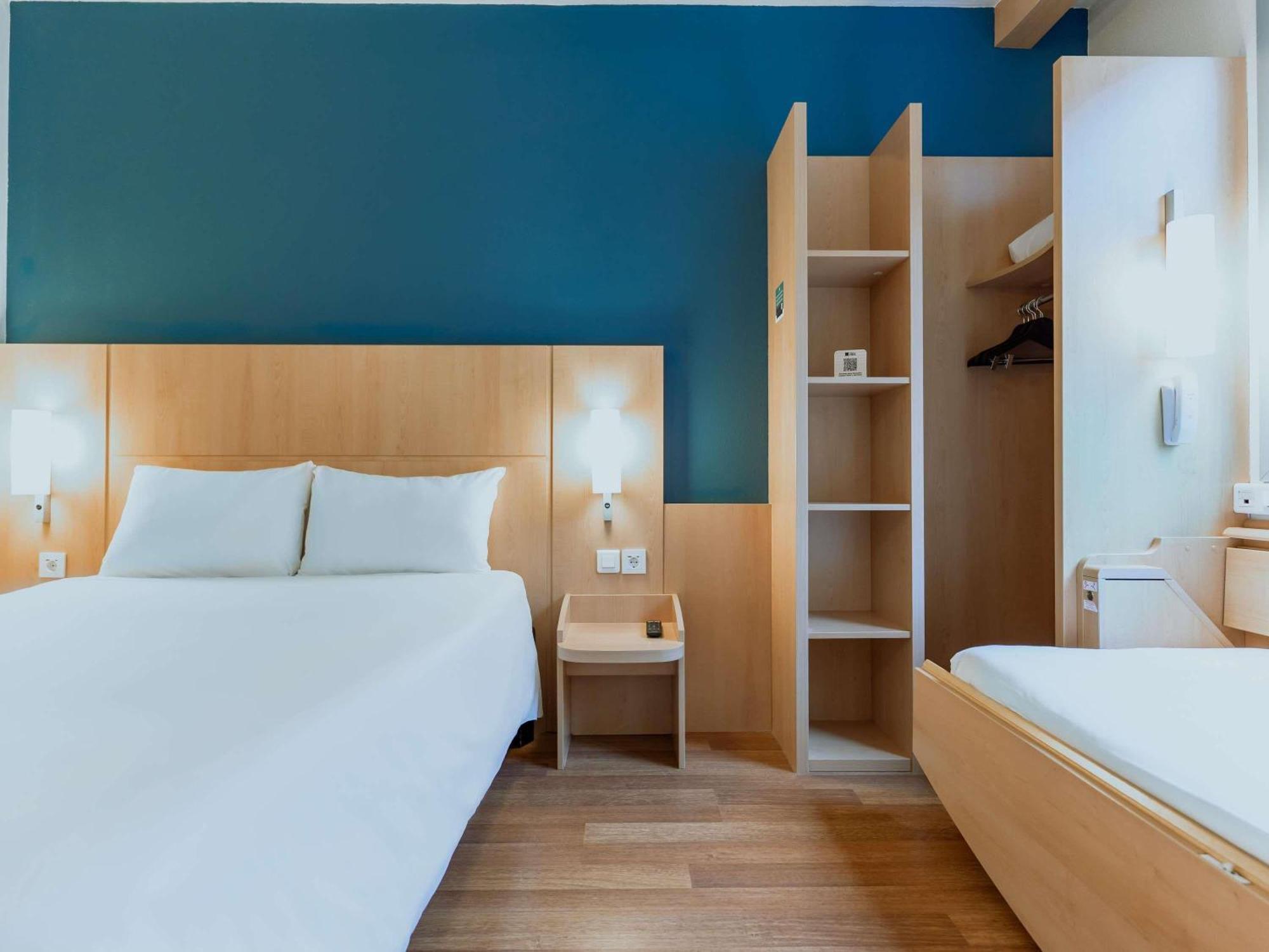 Standard Zimmer mit 2 Einzelbetten