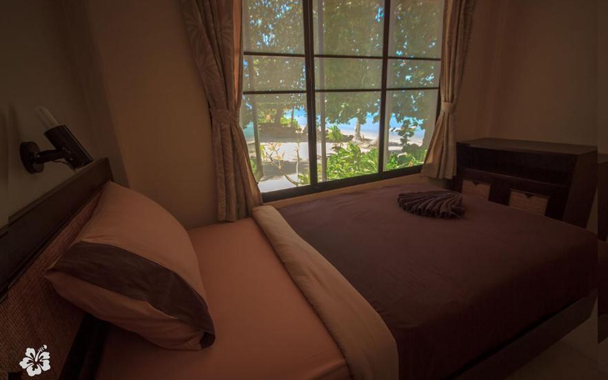 Villa - Beach Front