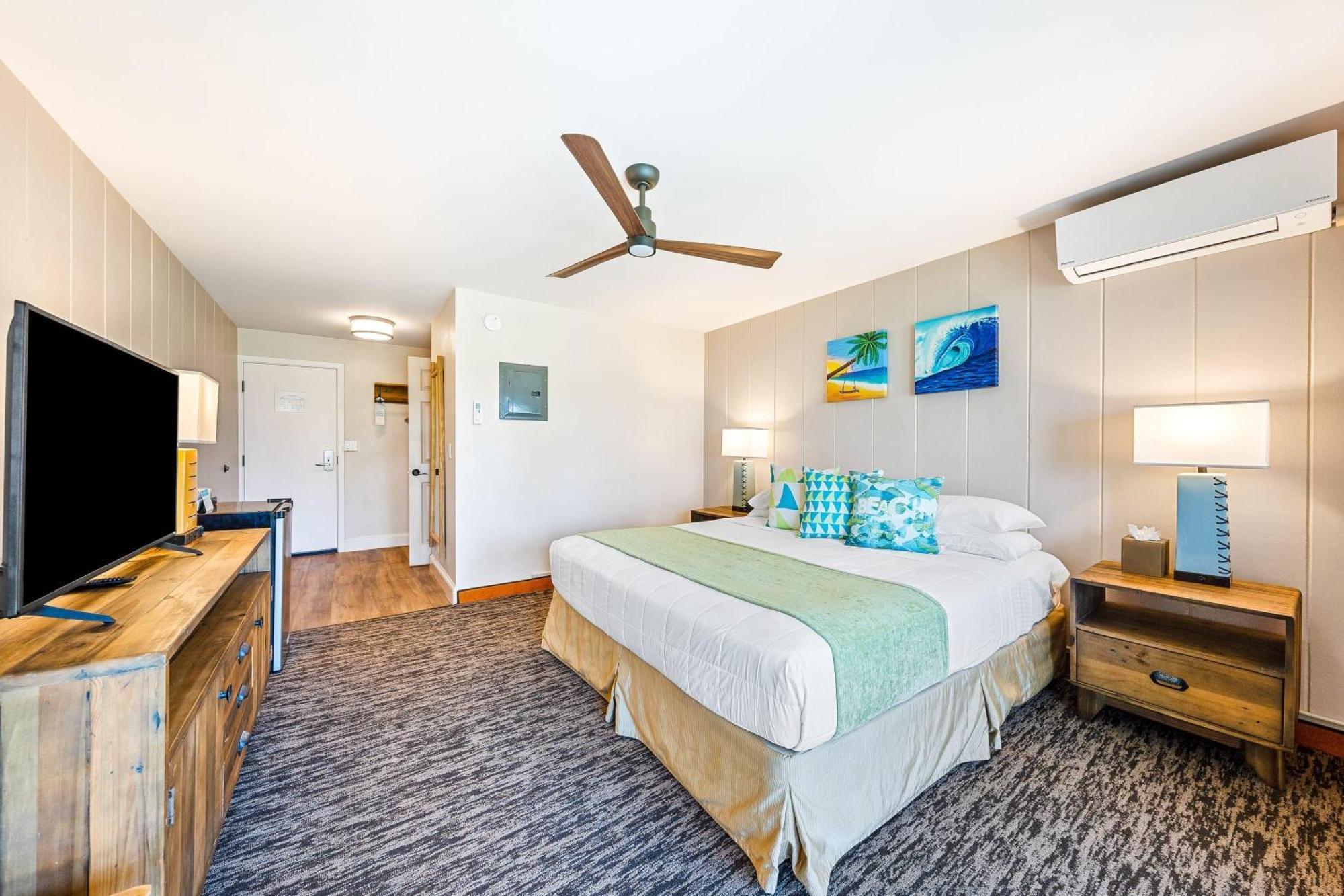Zimmer mit Kingsize-Bett und Meerblick – Nichtraucher
