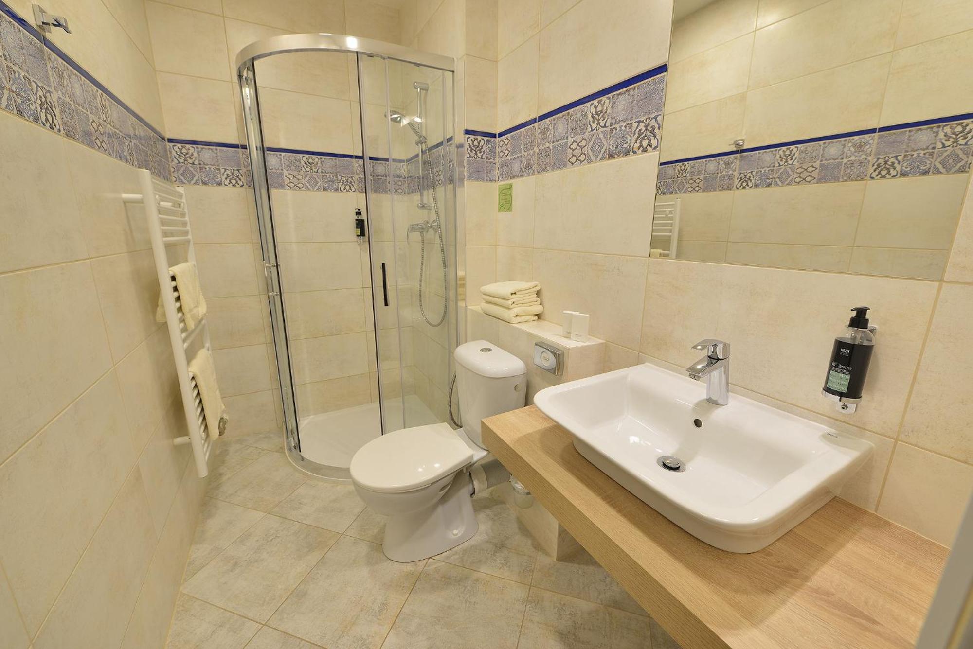 Double Room – Dependance Pavilion Vilma***
