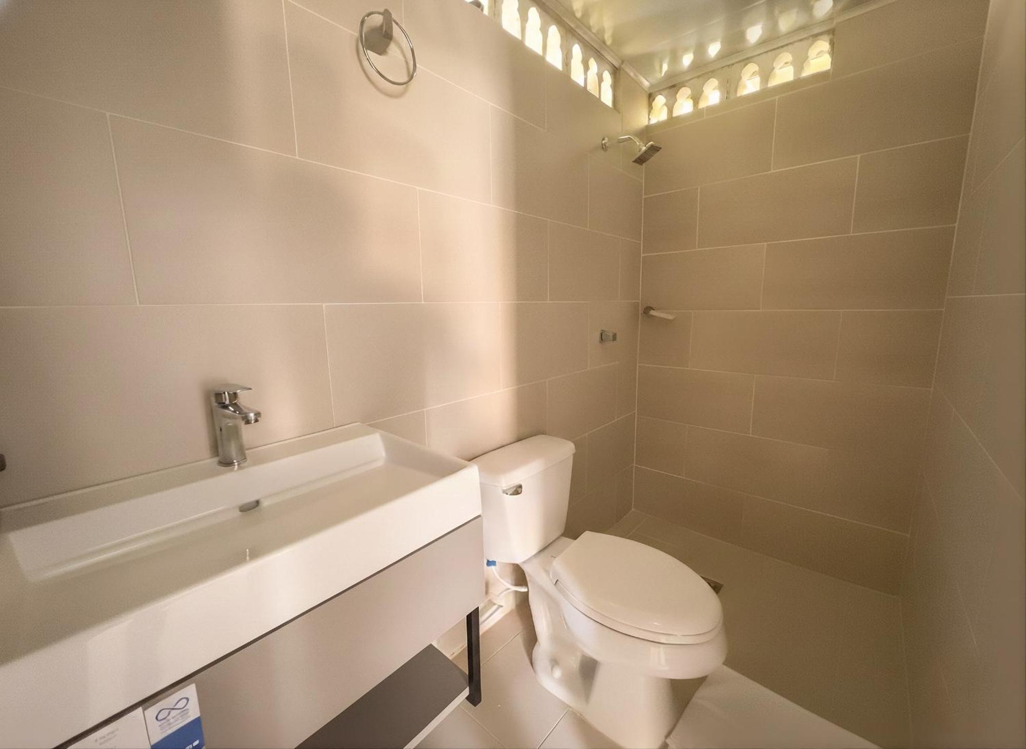 Basic Triple Room,1757095675:JPEG