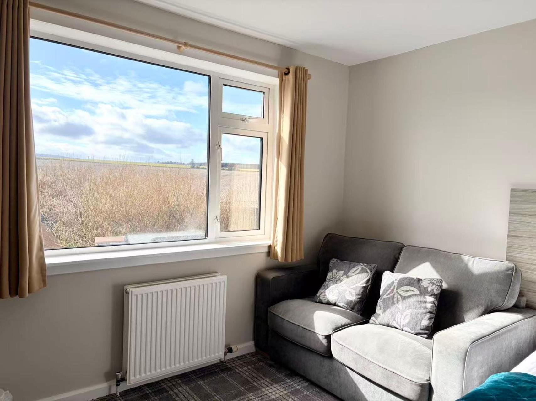 Spacious Double Room, Garden View