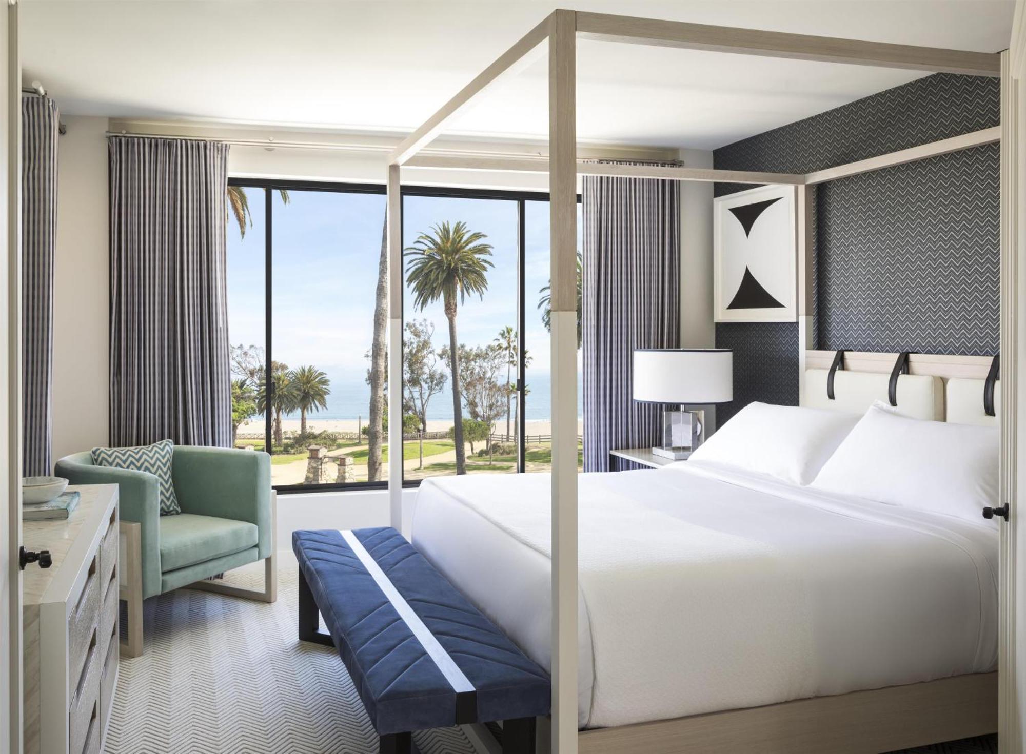One-Bedroom Oceanfront Penthouse Signature Suite,1758279368:JPEG