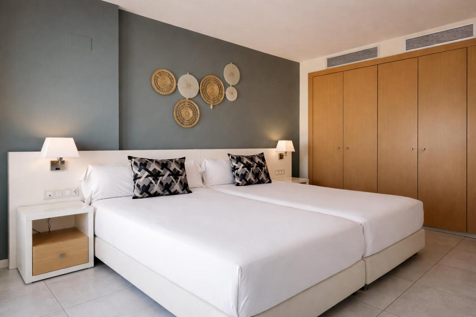 Master Suite Jacuzzi Terrace