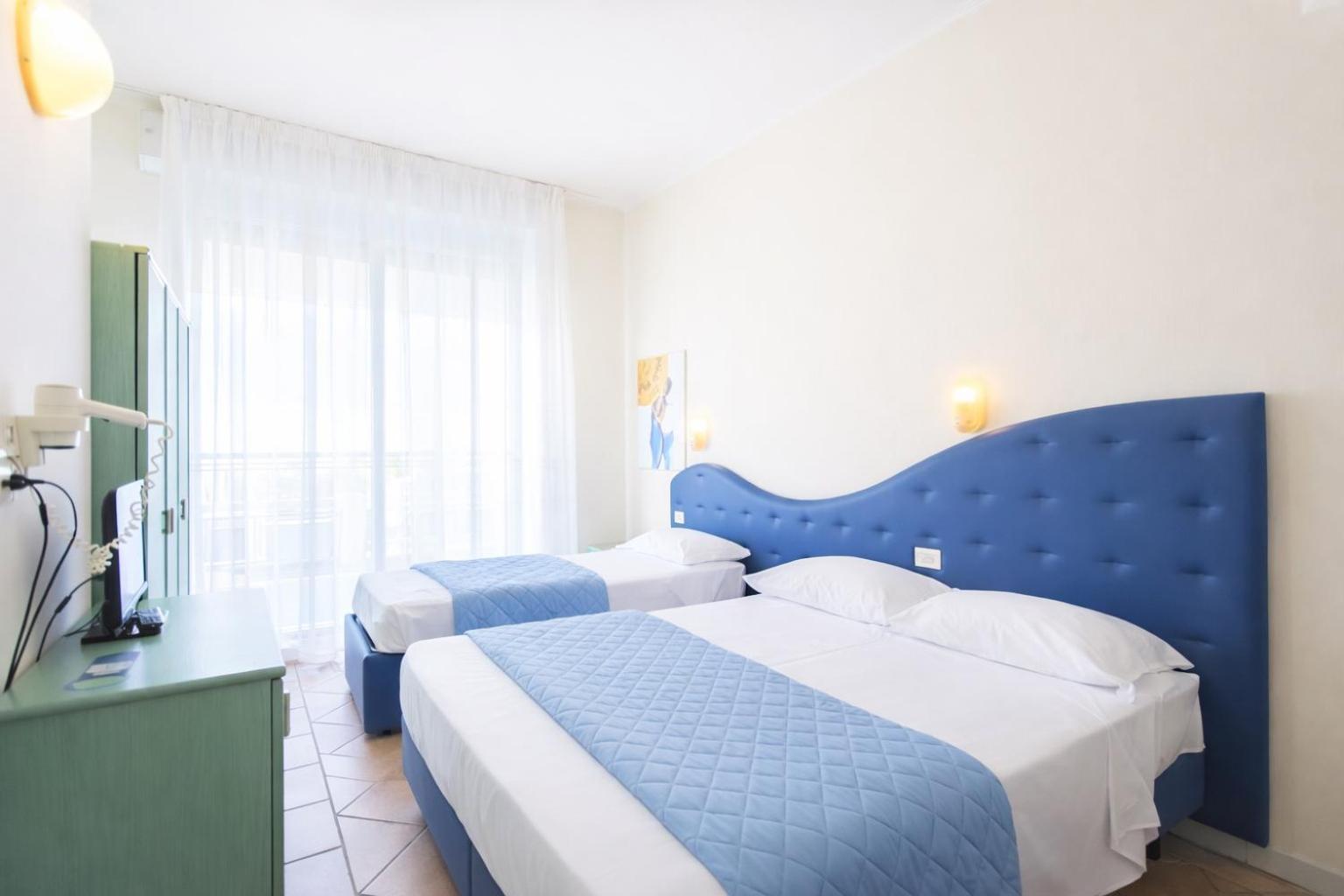 Comfort Dreibettzimmer mit Balkon