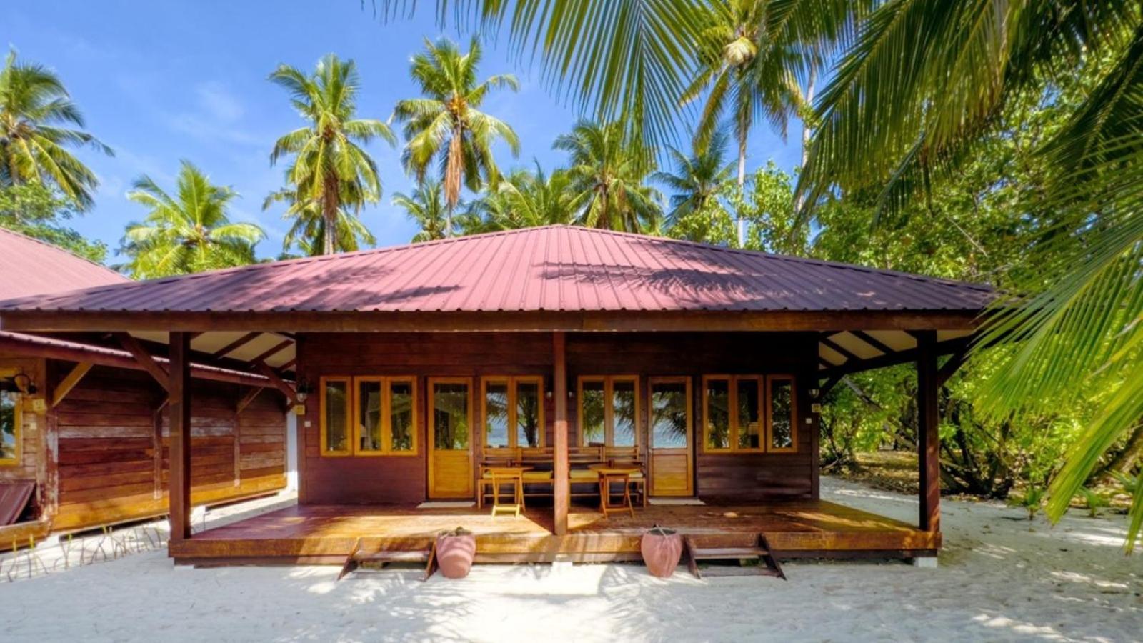 Superior Villa Beach View