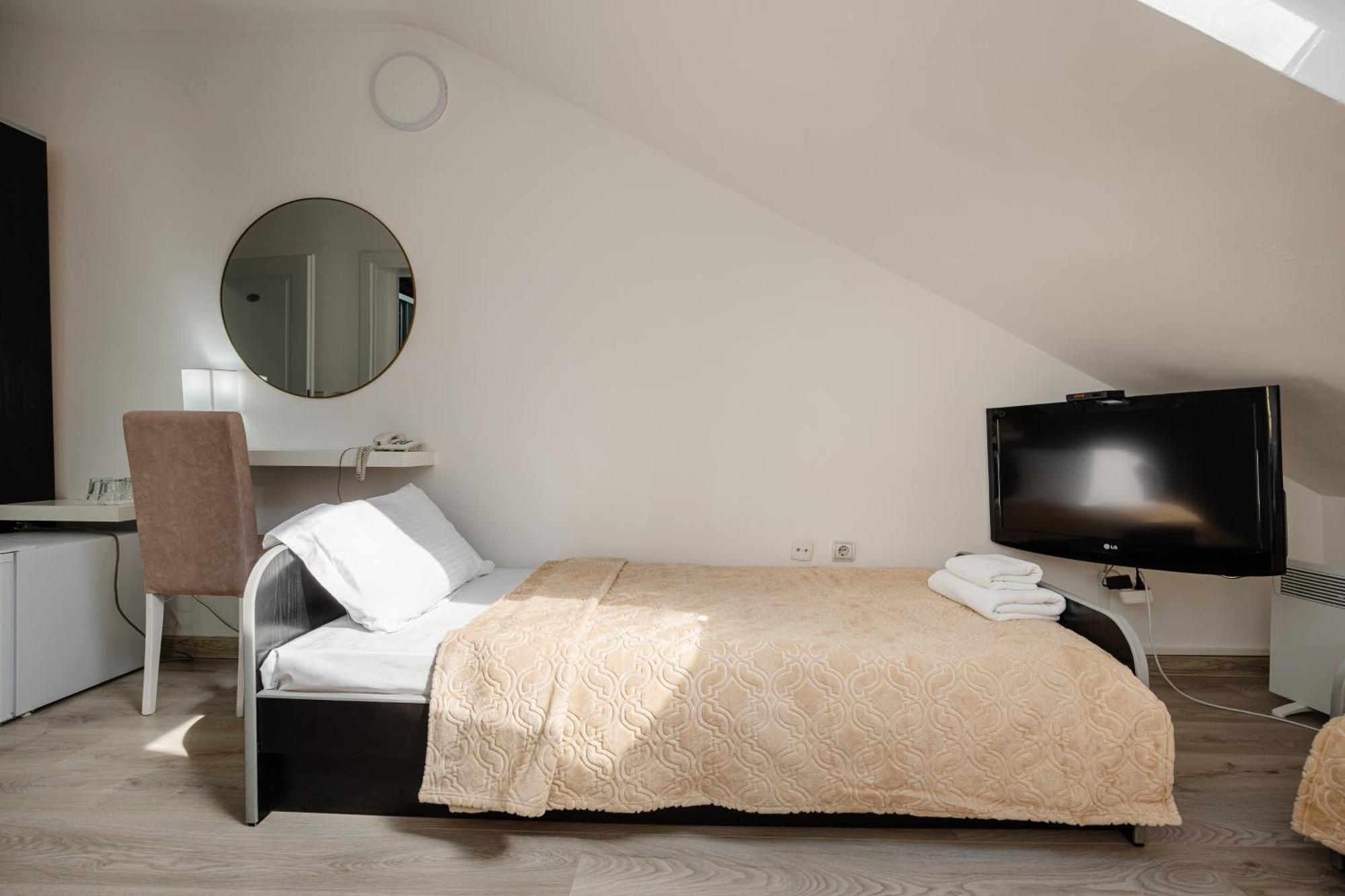 Attic Twin Room