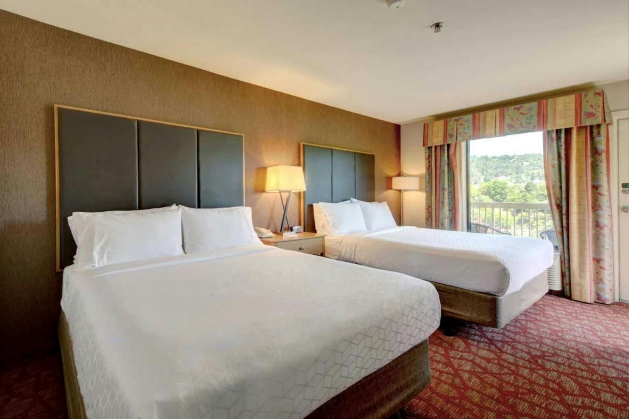 Queen Room with Two Queen Beds and Patio - Garden View/Ground Floor